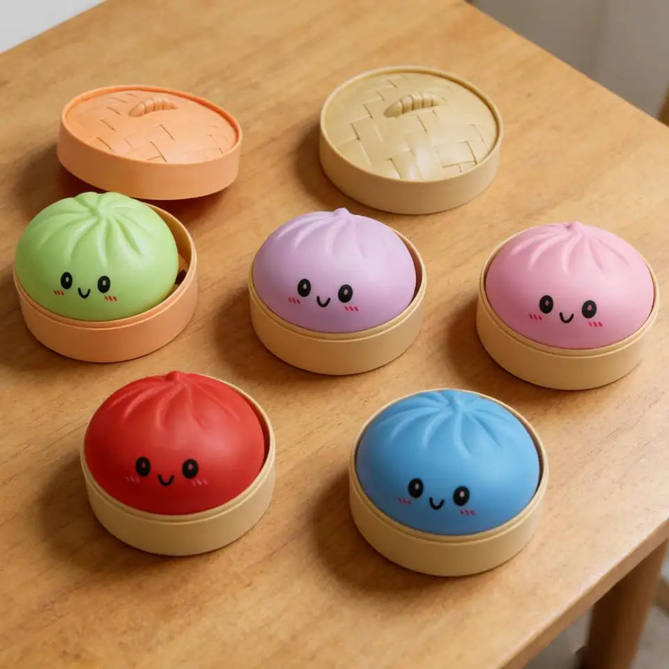 1Pcs Simulation Dumpling Stress Ball Fidget Toy with Mini Steamer, Soft Squeeze Dough Sensory Hand Toy, Food Shape Anxiety Stress Relief Desk Toy 2026 New